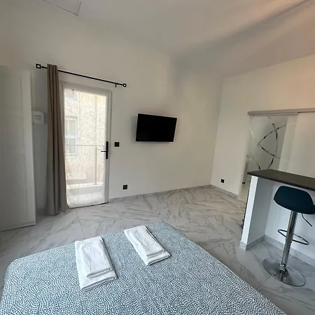 La Maison De Julia Bleuté Appartement *