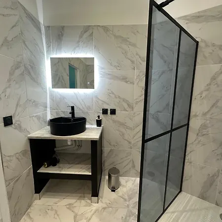 La Maison De Julia Bleuté *